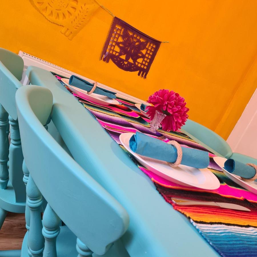Frida'S Cottage Уитби Экстерьер фото